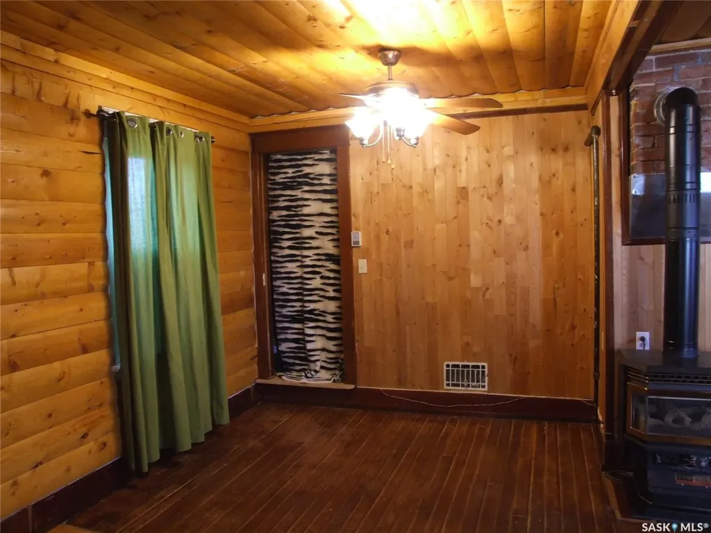 641 Maharg Avenue Burstall SK S0N 0H0