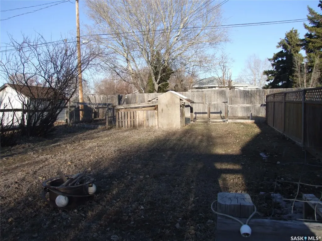 641 Maharg Avenue Burstall SK S0N 0H0