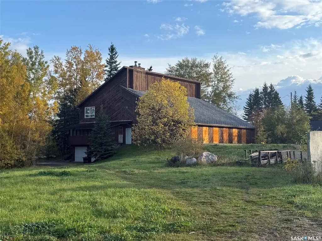 130 Anson Street Air Ronge SK S0J 3G0
