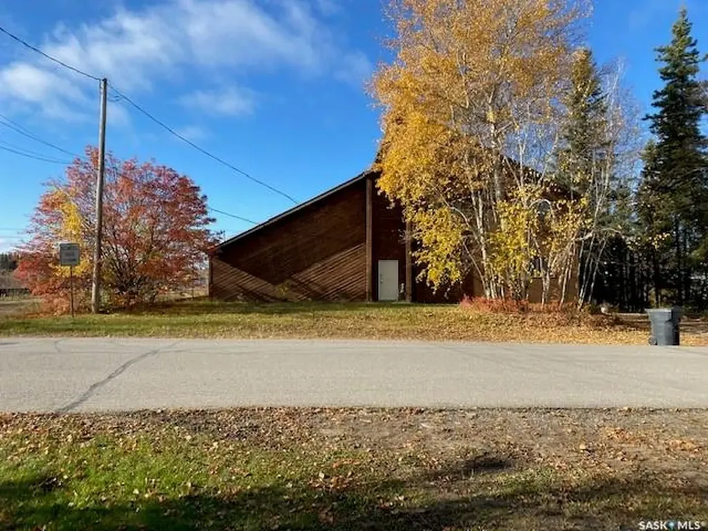 130 Anson Street Air Ronge SK S0J 3G0