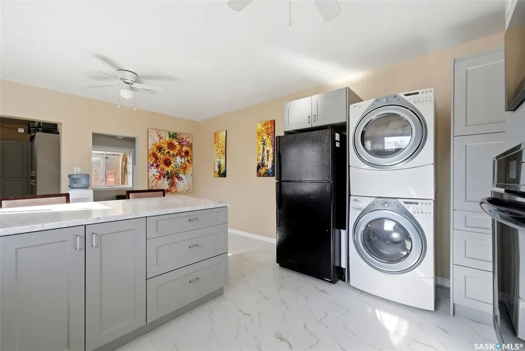 321 Elphinstone Street Regina SK S4R 3W7