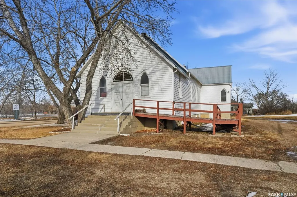 312 Main Street Central Butte SK S0H 0T0