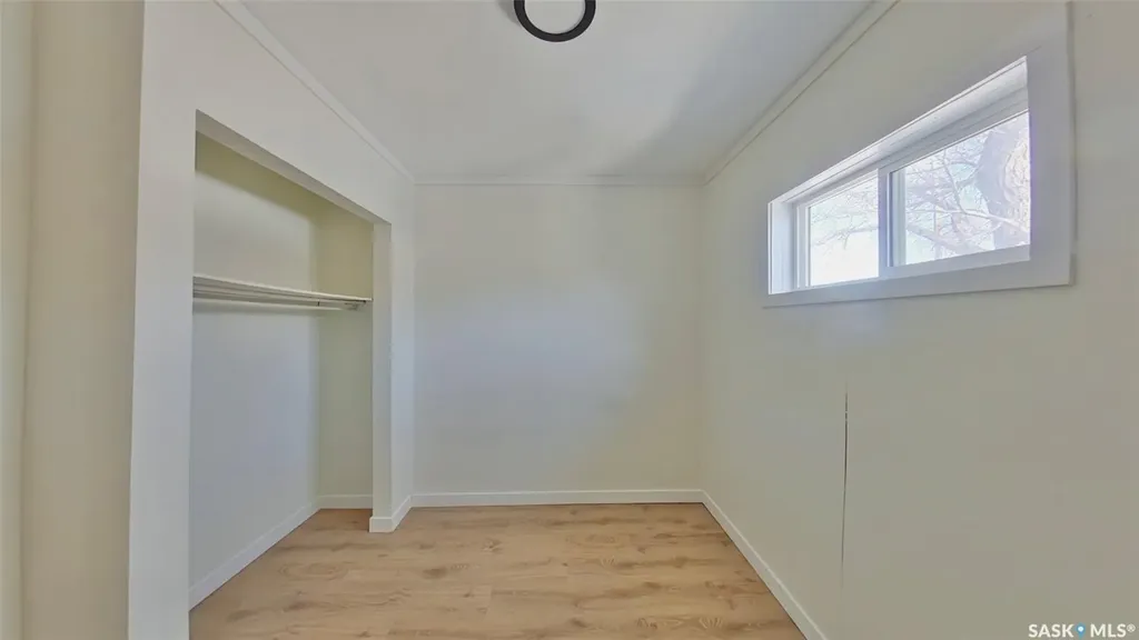651 Queen Street Regina SK S4T 4A2