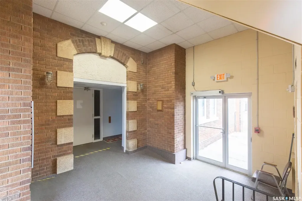 268 High Street W Moose Jaw SK S6H 1S8