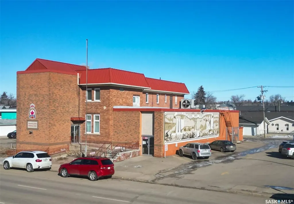 268 High Street W Moose Jaw SK S6H 1S8