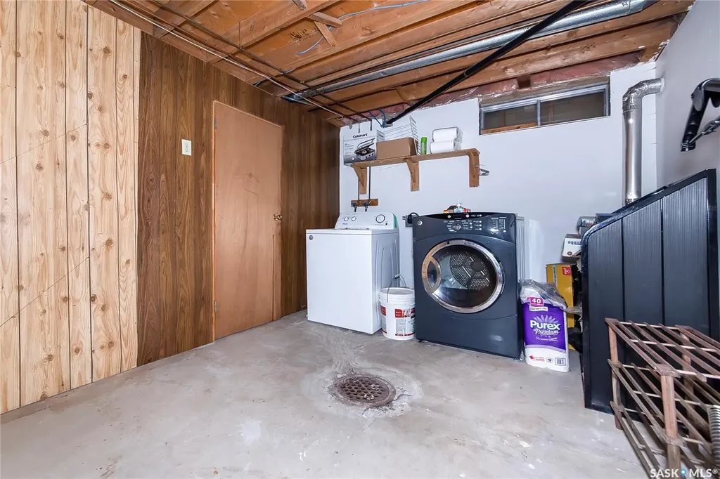 639 Redberry Road Saskatoon SK S7K 4S4