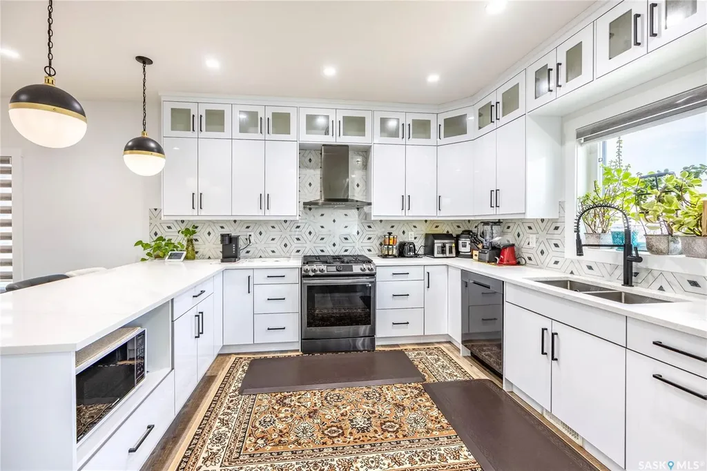 106 Kenaschuk Crescent Saskatoon SK S7W 0Y6