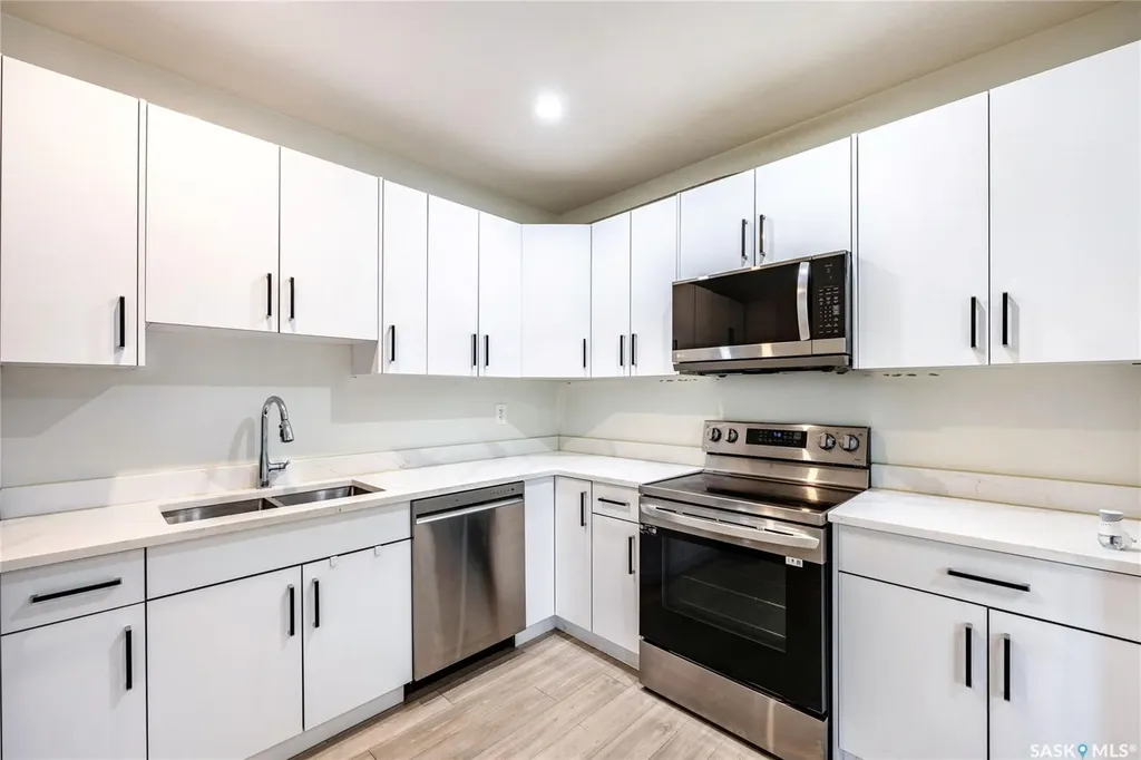 106 Kenaschuk Crescent Saskatoon SK S7W 0Y6