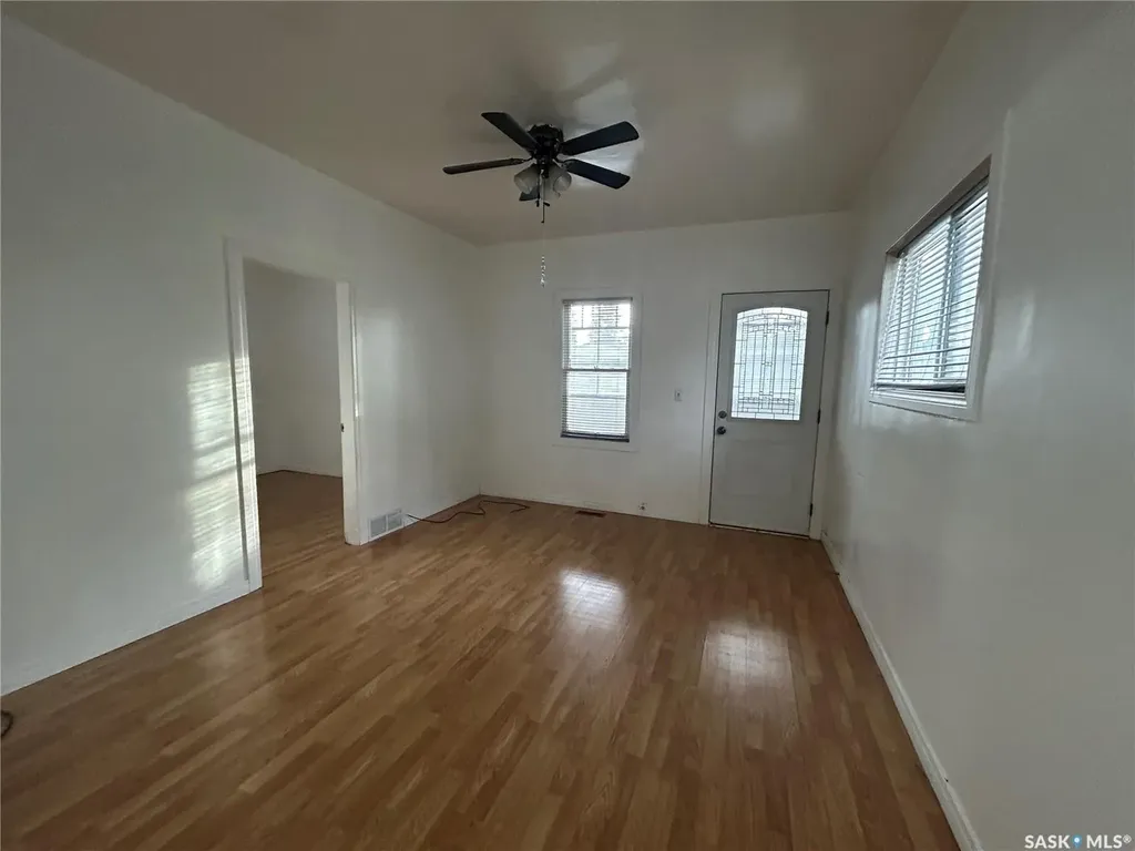 1042 Coteau Street W Moose Jaw SK S6H 5G4