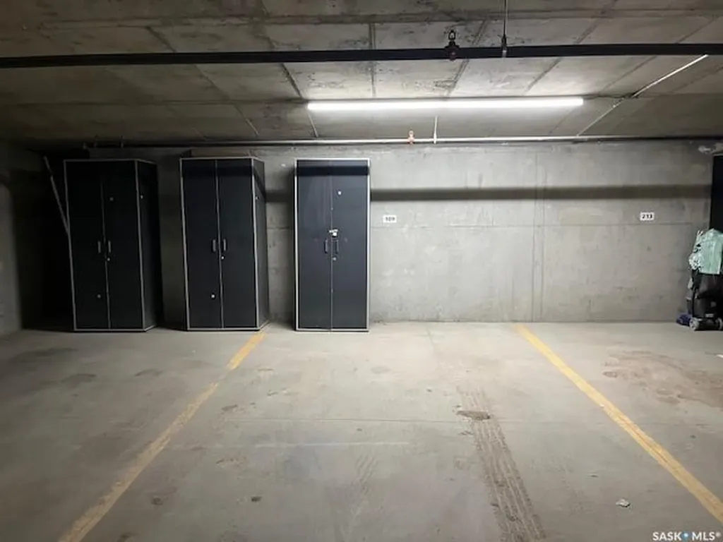 1220 Blackfoot Drive Regina SK S4S 6T2