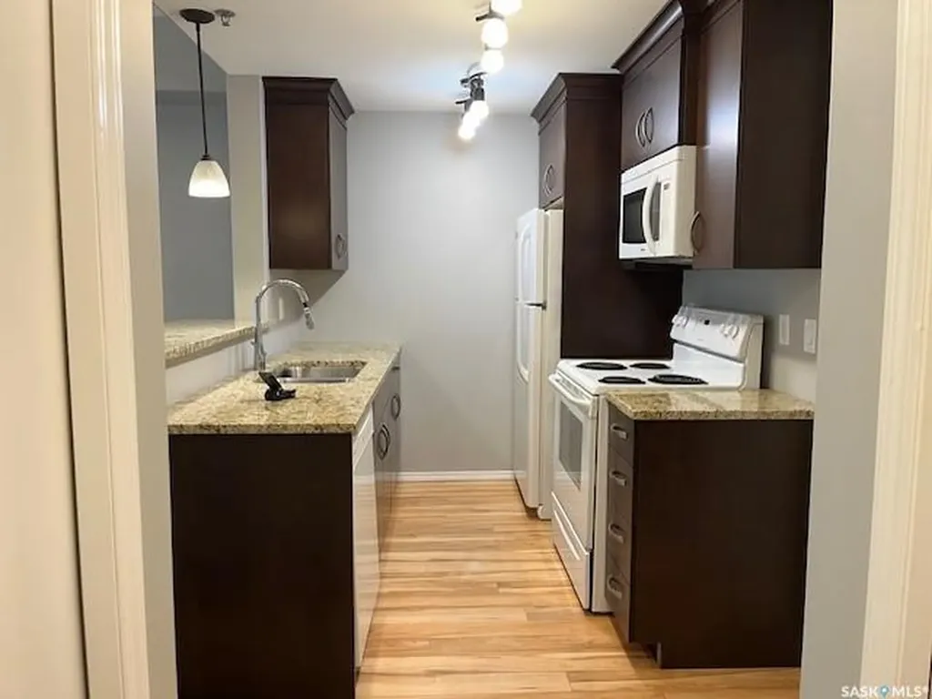 1220 Blackfoot Drive Regina SK S4S 6T2