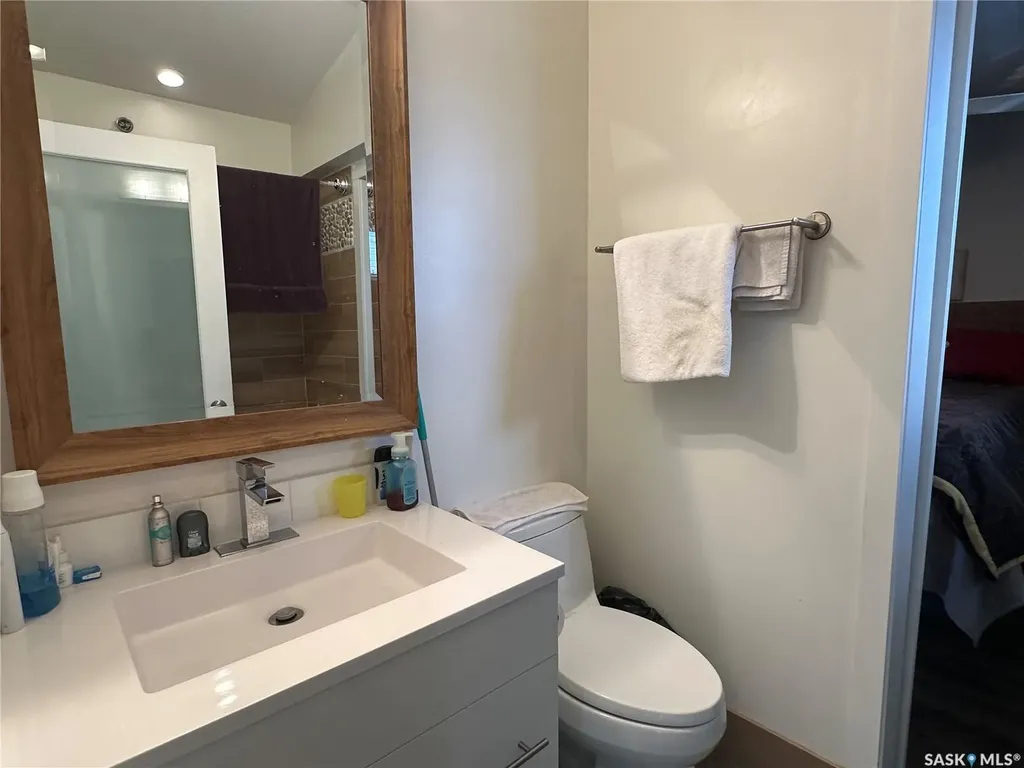 1250 Aaro Avenue Elbow SK S0H 1J0