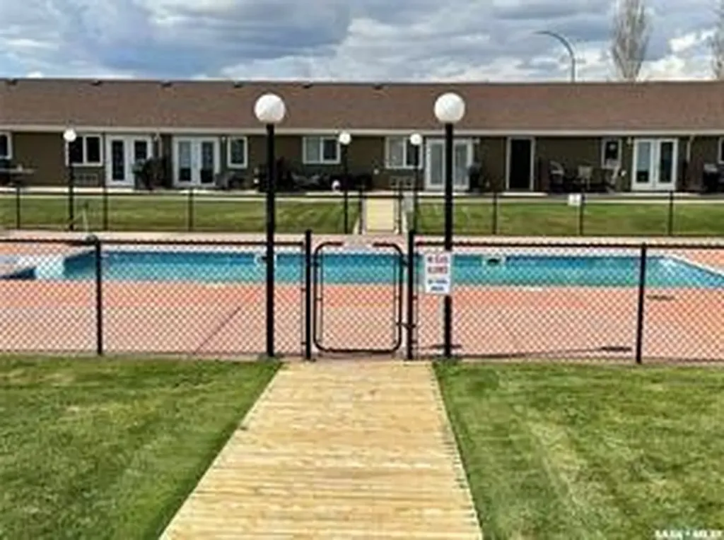 1250 Aaro Avenue Elbow SK S0H 1J0