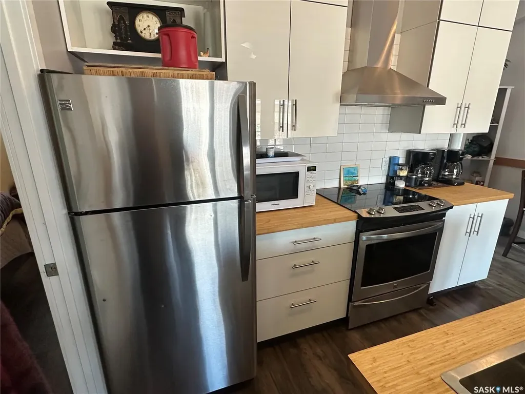 1250 Aaro Avenue Elbow SK S0H 1J0