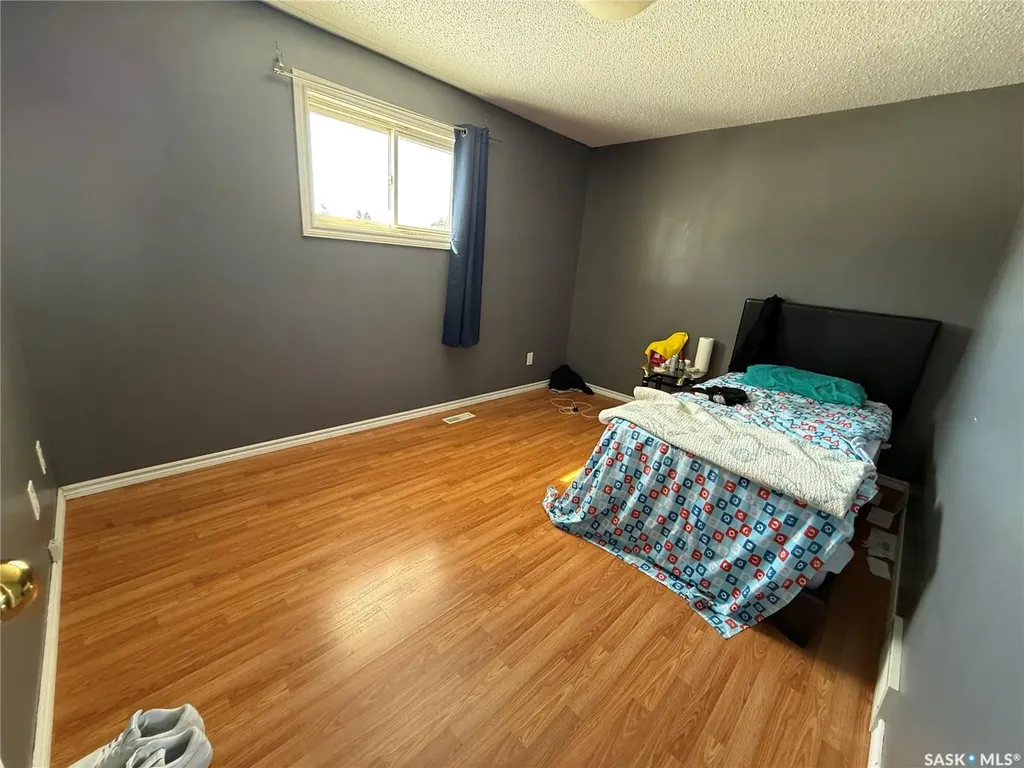 1498 Lacroix Street Prince Albert SK S6V 7T8