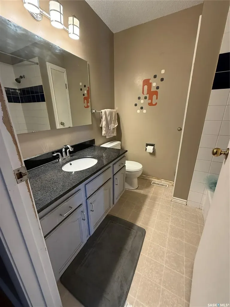 1498 Lacroix Street Prince Albert SK S6V 7T8