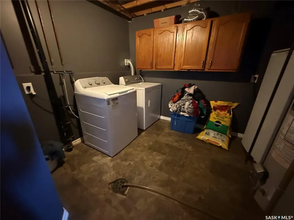 1498 Lacroix Street Prince Albert SK S6V 7T8
