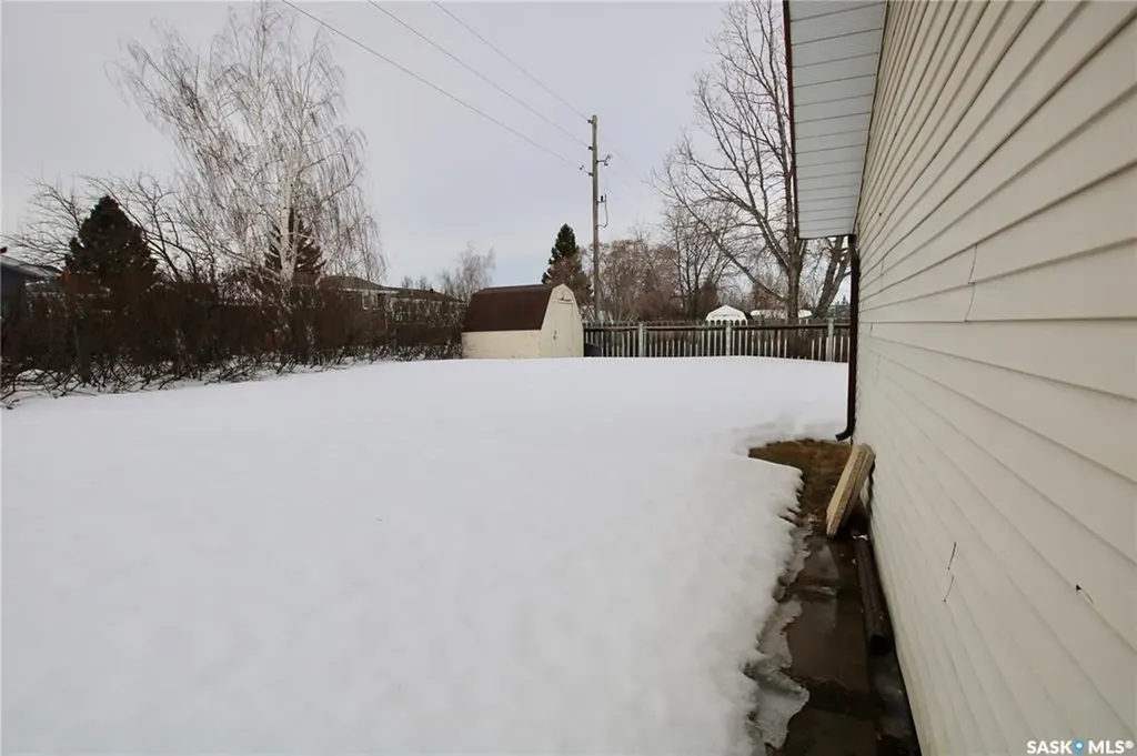1498 Lacroix Street Prince Albert SK S6V 7T8