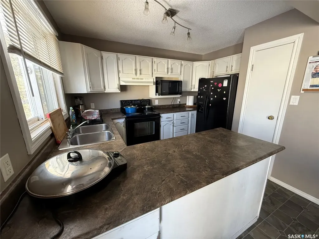 1498 Lacroix Street Prince Albert SK S6V 7T8