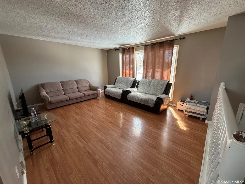 1498 Lacroix Street Prince Albert SK S6V 7T8
