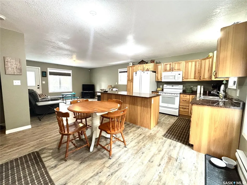 615 Pine Creek Crescent Cypress Hills Provincial Park SK S0N 1N0