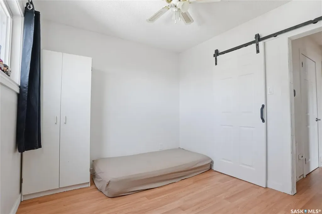 1709 2nd Avenue N Saskatoon SK S7K 3N2