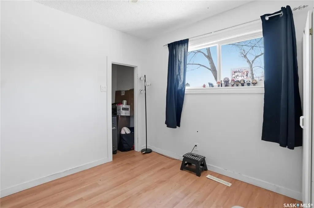 1709 2nd Avenue N Saskatoon SK S7K 3N2