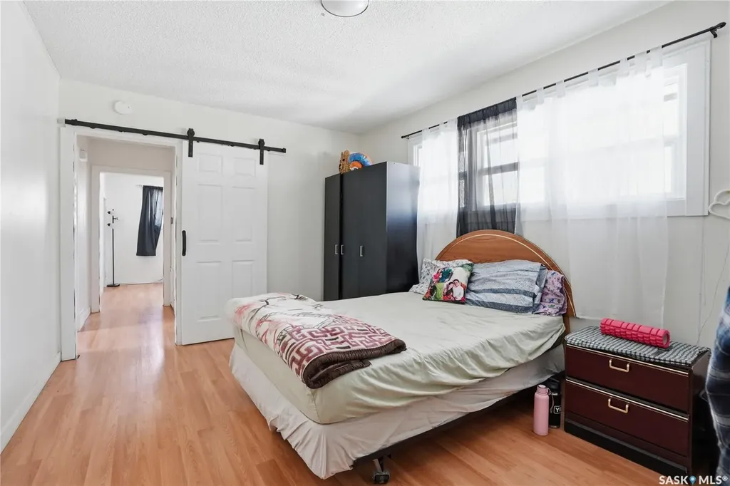 1709 2nd Avenue N Saskatoon SK S7K 3N2
