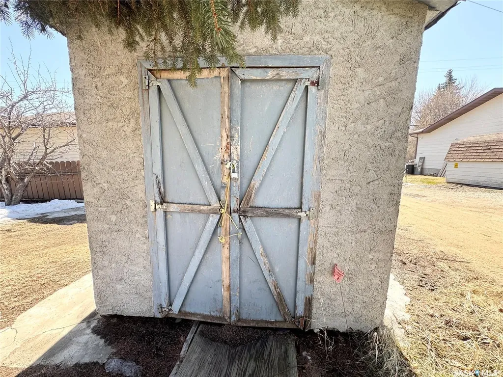 209 Main Street Wilkie SK S0K 4W0