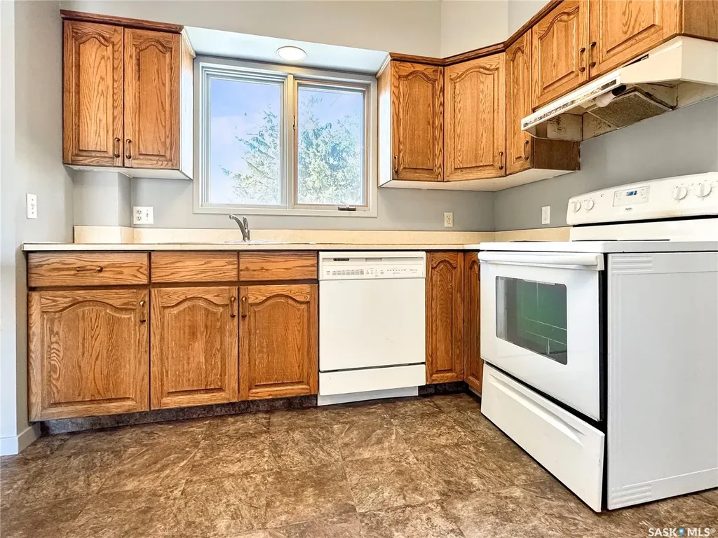 209 Main Street Wilkie SK S0K 4W0