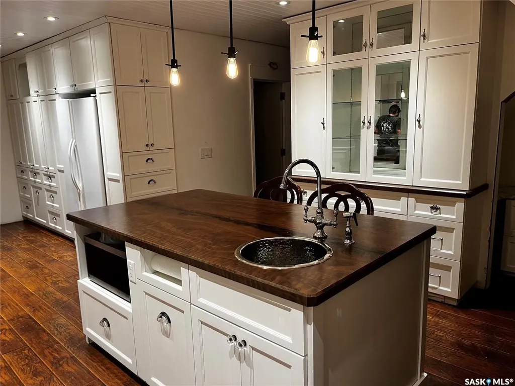 1306 Assiniboia Avenue Grenfell SK S0G 2B0