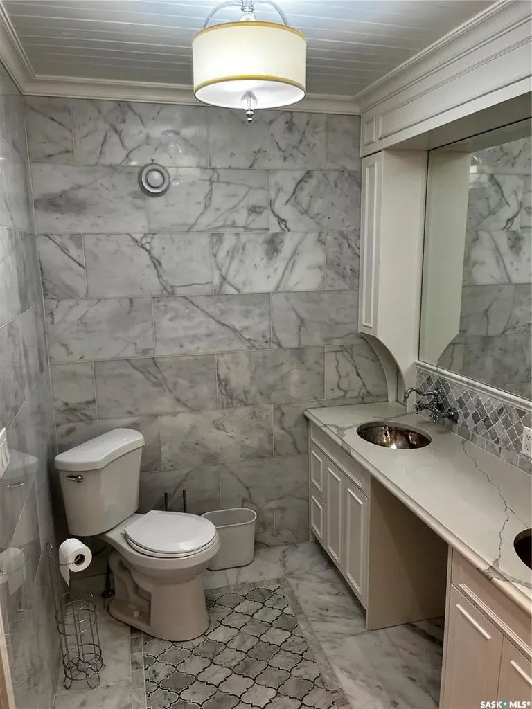 1306 Assiniboia Avenue Grenfell SK S0G 2B0