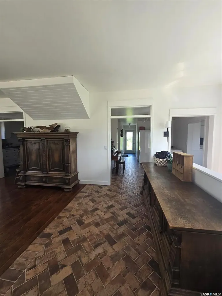 1306 Assiniboia Avenue Grenfell SK S0G 2B0
