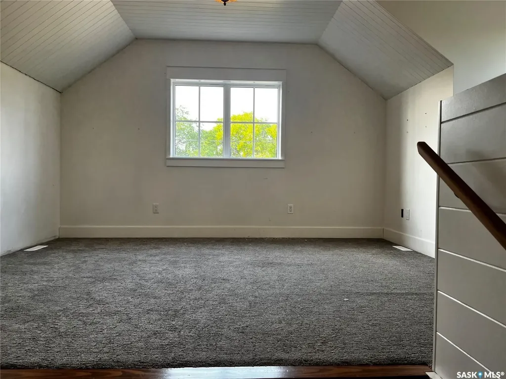 1306 Assiniboia Avenue Grenfell SK S0G 2B0