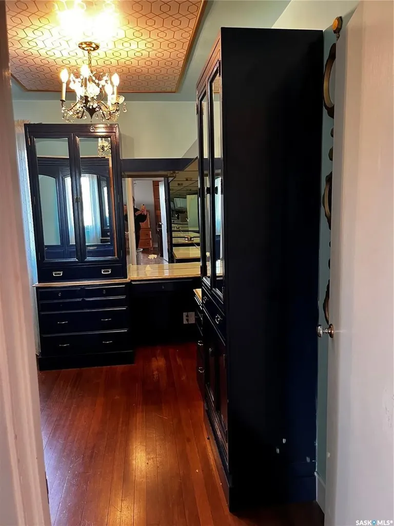1306 Assiniboia Avenue Grenfell SK S0G 2B0