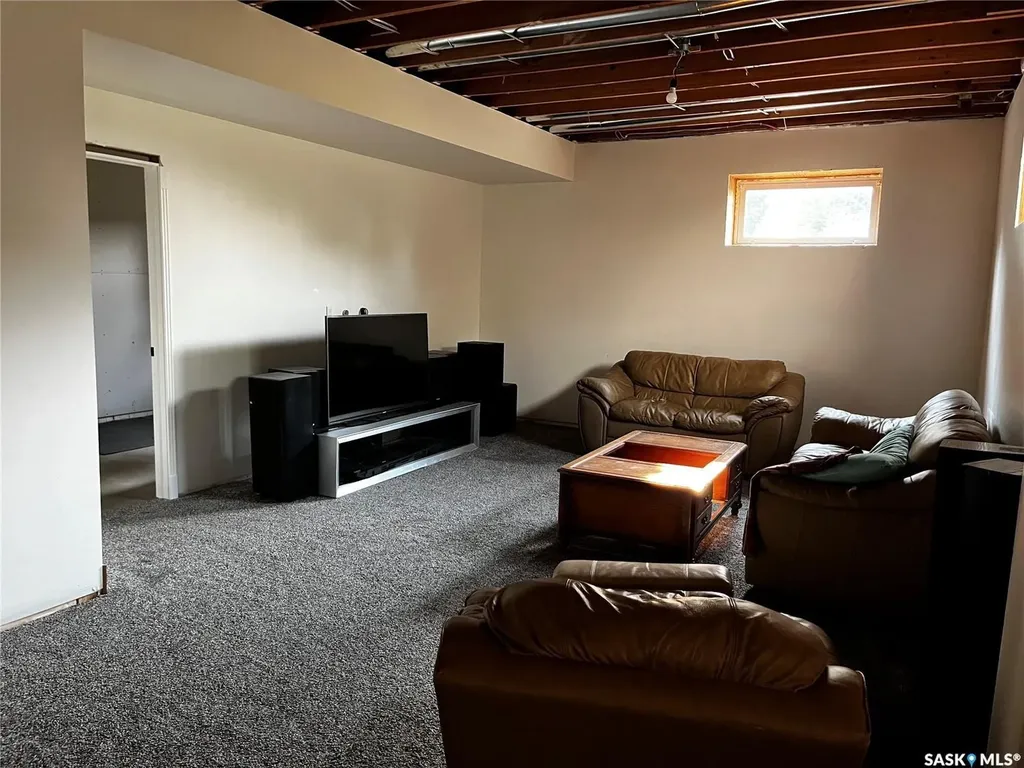 1306 Assiniboia Avenue Grenfell SK S0G 2B0