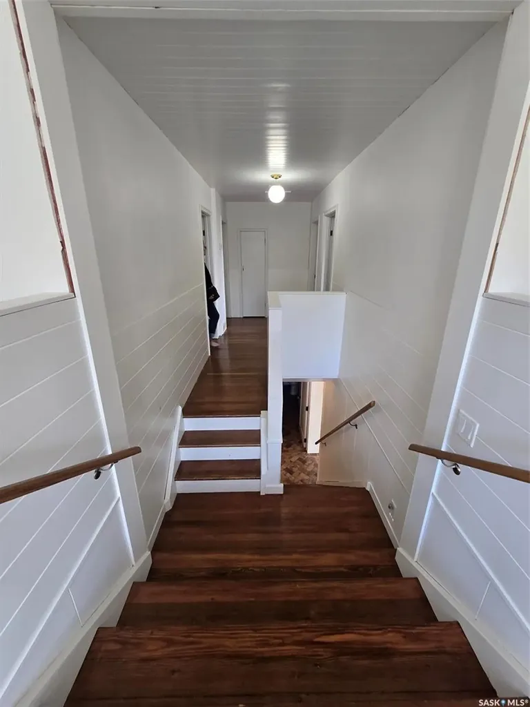 1306 Assiniboia Avenue Grenfell SK S0G 2B0