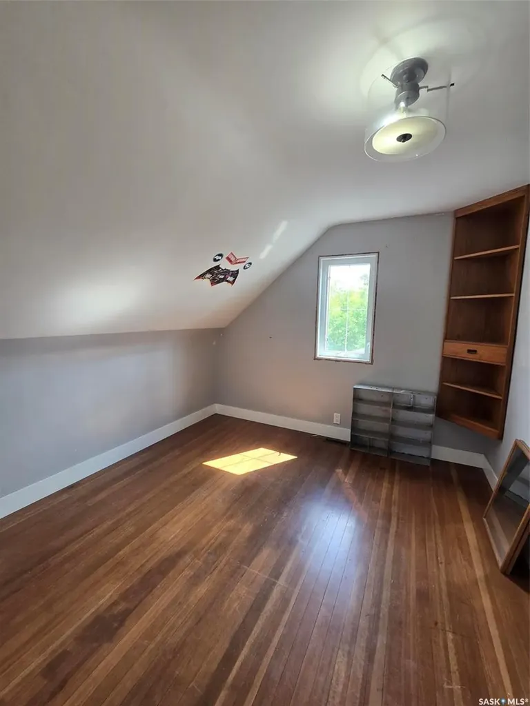 1306 Assiniboia Avenue Grenfell SK S0G 2B0