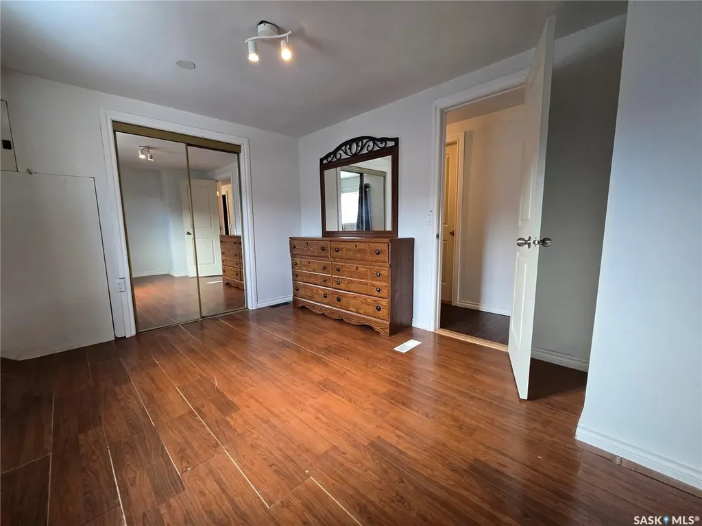 145 Laing Crescent Weyburn SK S4H 2R8