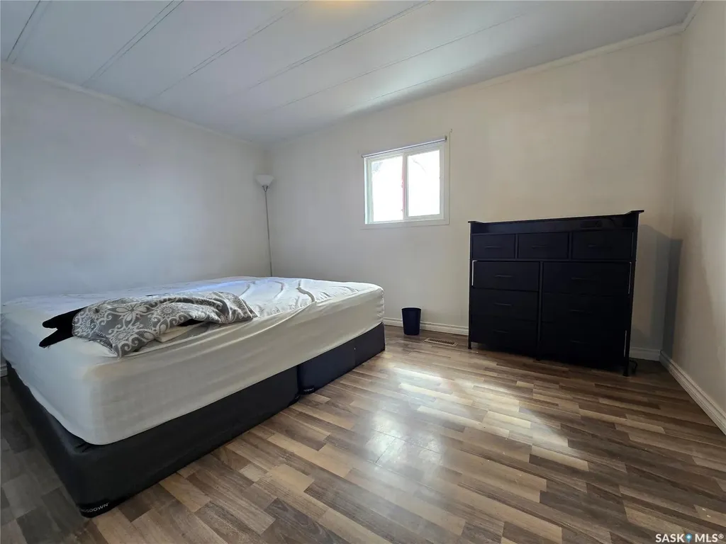 145 Laing Crescent Weyburn SK S4H 2R8