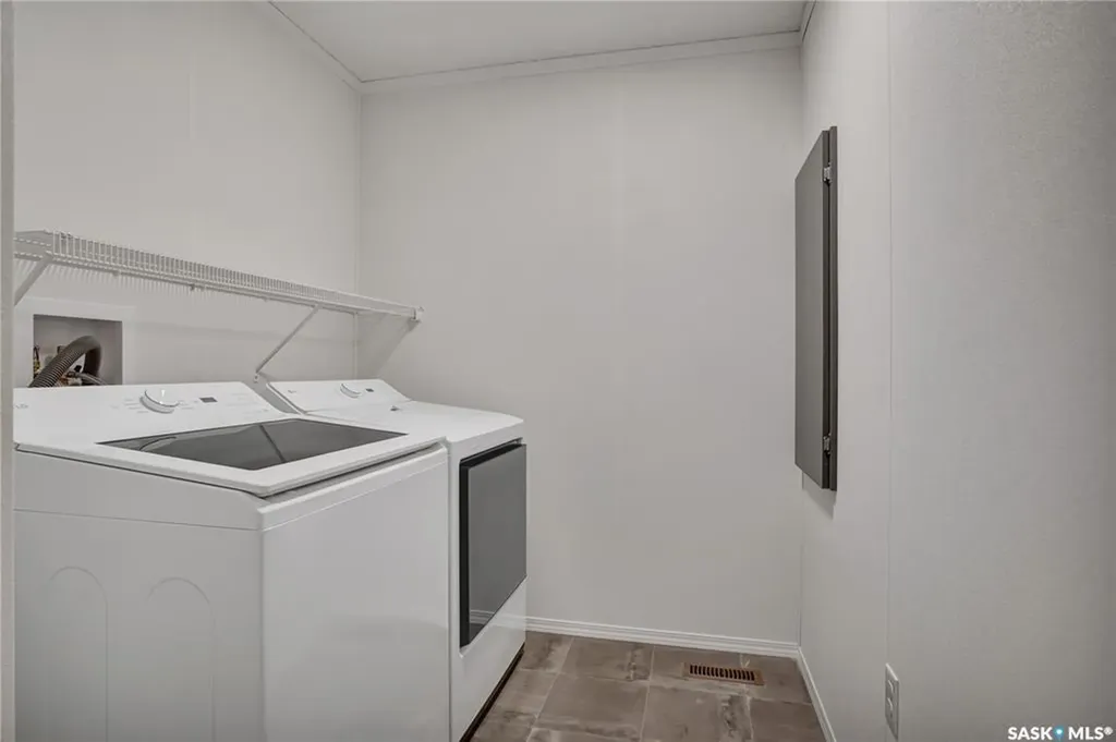1524 Rayner Avenue Saskatoon SK S7N 2P8