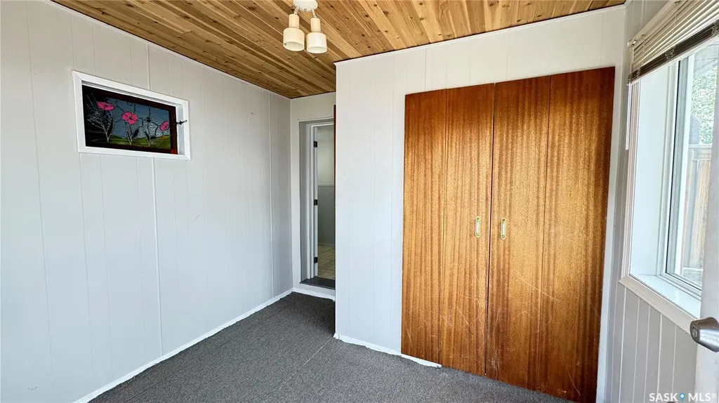 209 1st Street E Dinsmore SK S0L 0T0
