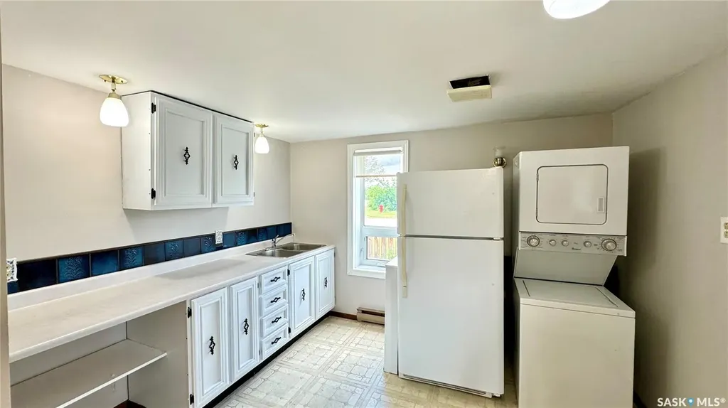 209 1st Street E Dinsmore SK S0L 0T0