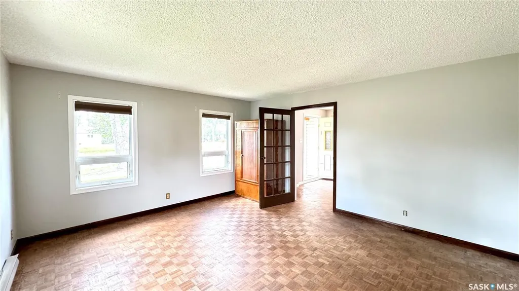 209 1st Street E Dinsmore SK S0L 0T0
