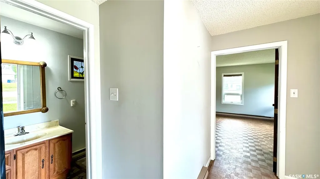 209 1st Street E Dinsmore SK S0L 0T0