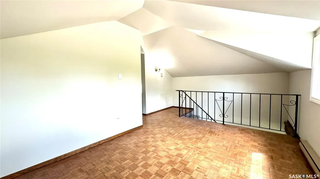 209 1st Street E Dinsmore SK S0L 0T0