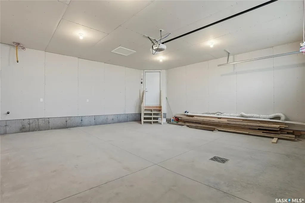 151 Nazarali Way Saskatoon SK S7V 1P6
