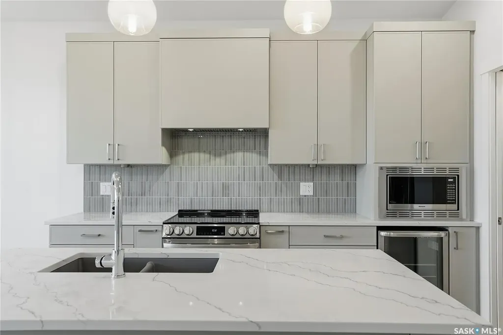 151 Nazarali Way Saskatoon SK S7V 1P6