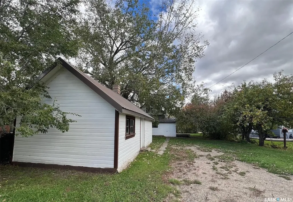 311 1st Street W Wilkie SK S0K 4W0
