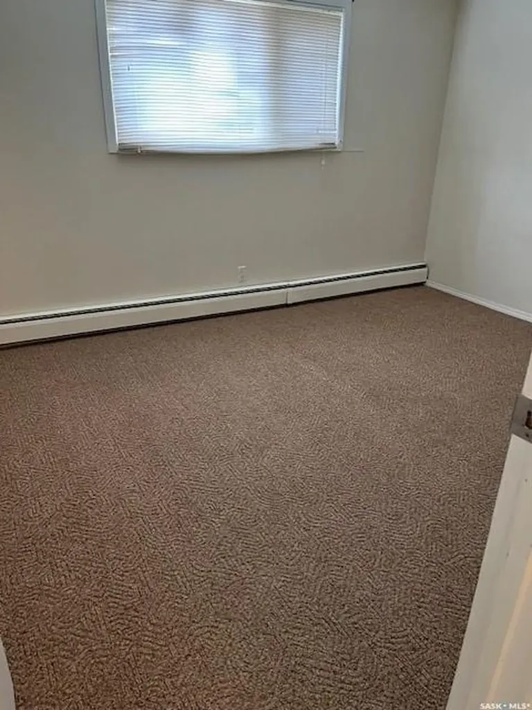 302 8th Avenue SW Biggar SK S0K 0M0